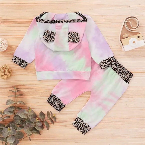 Tie Dye Baby Girl Hoodie Set - Picture 5 of 6